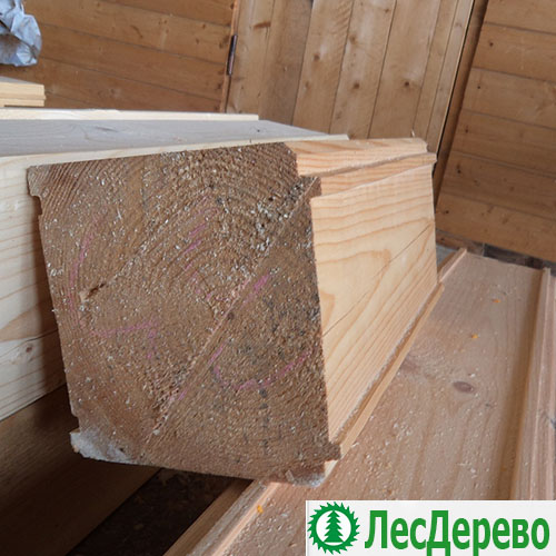 Профилированный брус из лиственницы 100x100x6000 мм
